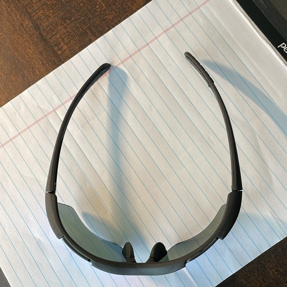 Foster Grant sunglasses - Picture 9 of 9